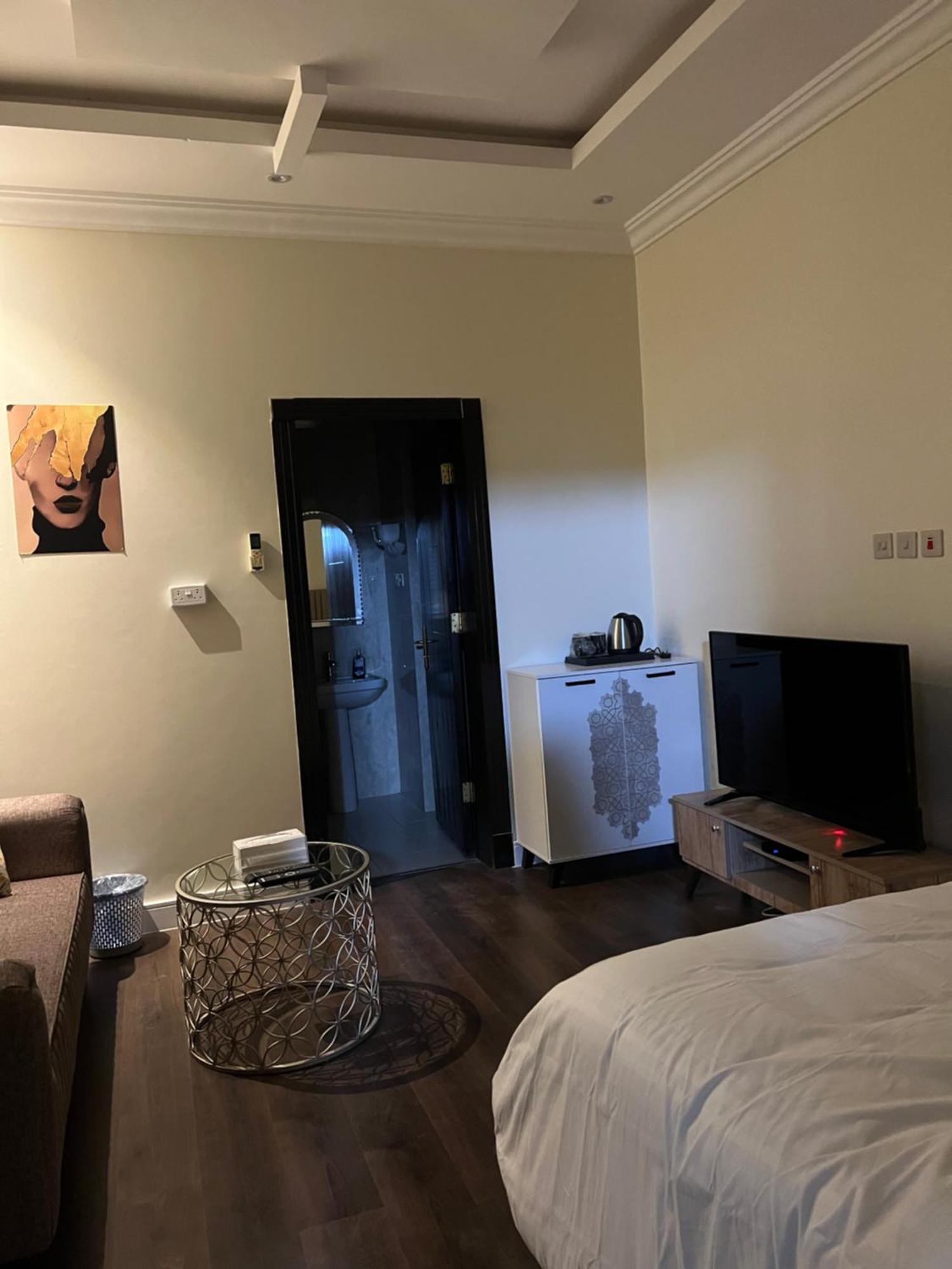 استيديو بالعقيق بدخول ذاتي C3 Riyadh